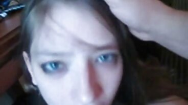 Caprice & Lola는 관능적 인 레즈비언 가위질 만남을 가졌습니다!