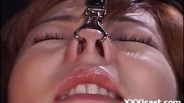Gia Derza는 거시기에 Split을 수행합니다.