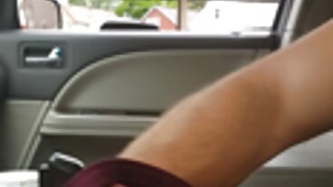 바이올렛 스타는 내 섹시한 항문 룸메이트입니다.