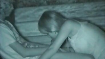 Bar's Gloryhole WC에는 Gia Paige를 위한 2개의 BBC가 있습니다.