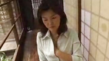 몸집이 작은 블론디 도착 엿 로 salesman