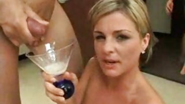 Lifeselector: Veronica Leal은 PornHD에서 반항적인 항문 사랑하는 창녀입니다.