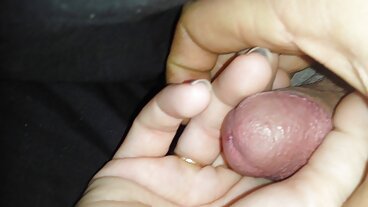 통통한 떠꺼머리 독일 아마추어 개그 에 Peen